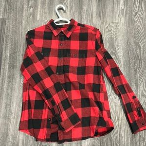 Men’s Red Plaid Longsleeve Button Up